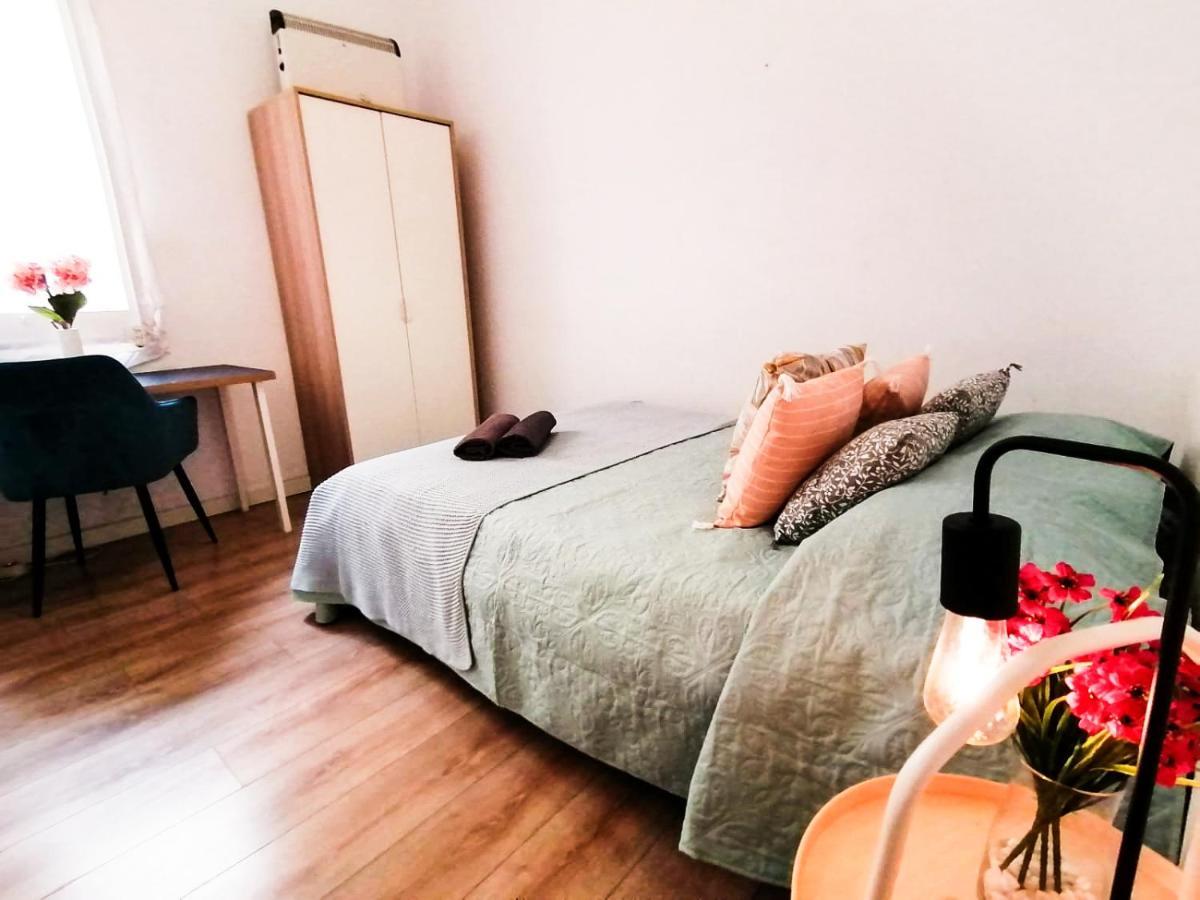 By Paseo De Gracia Rooms Barcelona Luaran gambar