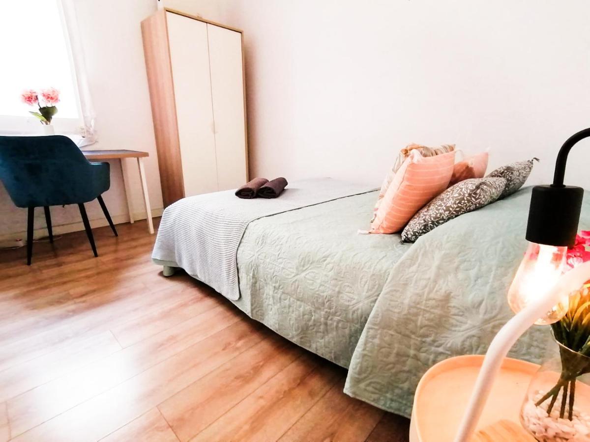 By Paseo De Gracia Rooms Barcelona Luaran gambar